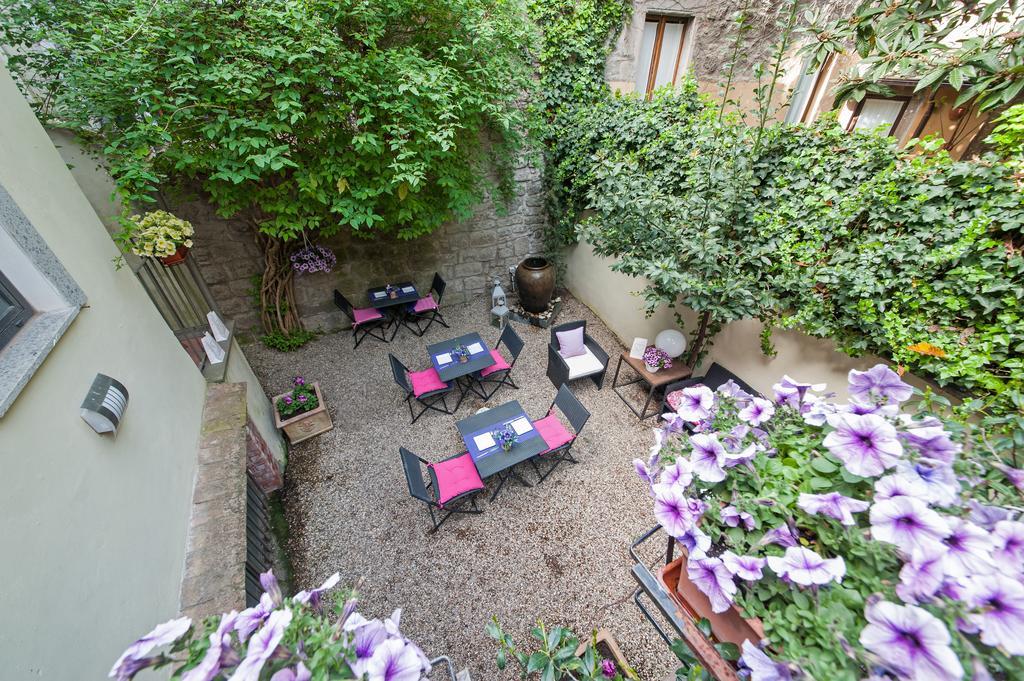 Torre Di Vico Residenza D'Epoca Bed & Breakfast วิแตร์โบ ภายนอก รูปภาพ