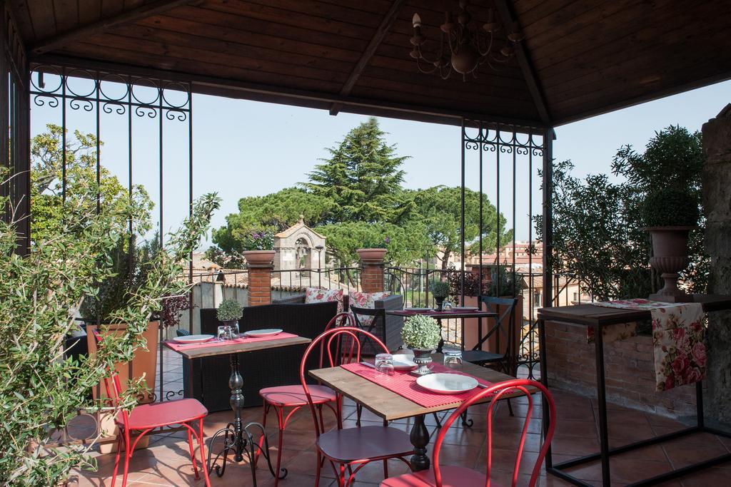 Torre Di Vico Residenza D'Epoca Bed & Breakfast วิแตร์โบ ภายนอก รูปภาพ